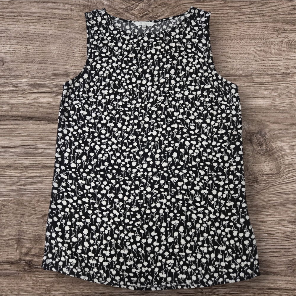 Max Cocos by Aubainerie Black with white floral print sleeveless top